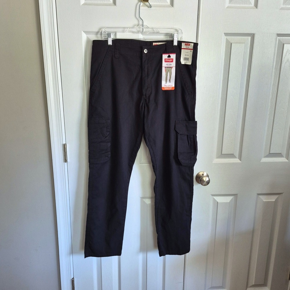 Wrangler regular taper black cargo pants men's 36 x 30